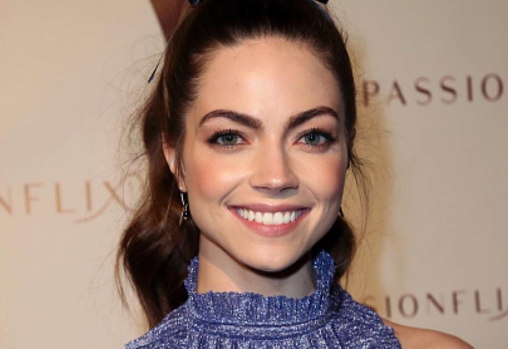 Caitlin Carver Age, Career, Family, Net Worth, Height and Bio